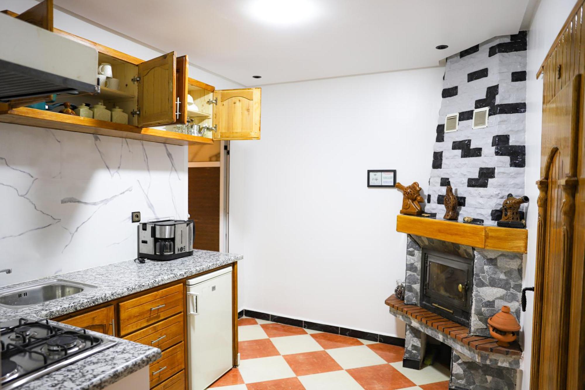 Salam Appartement Climatise Hiver Et Ete Azrou Luaran gambar